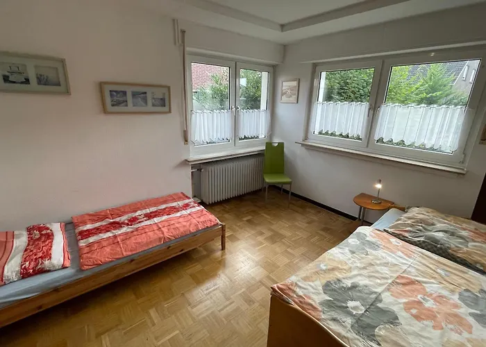 Linnemanns Gaestehaus Hébergement de vacances *